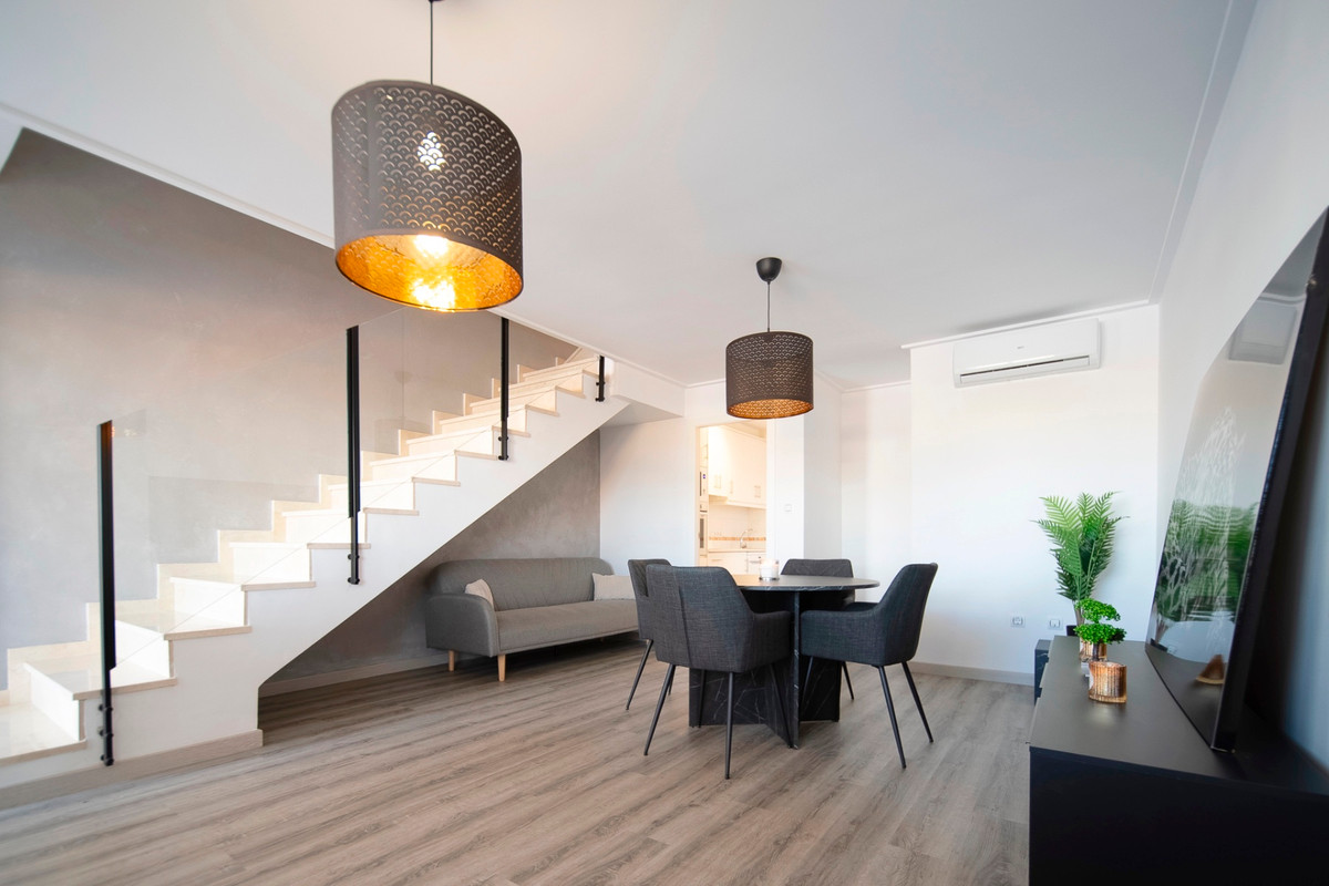 For sale - 3 Bedroom 2 Bathroom House - Townhouse in Orihuela - Los Balcones  - Alicante