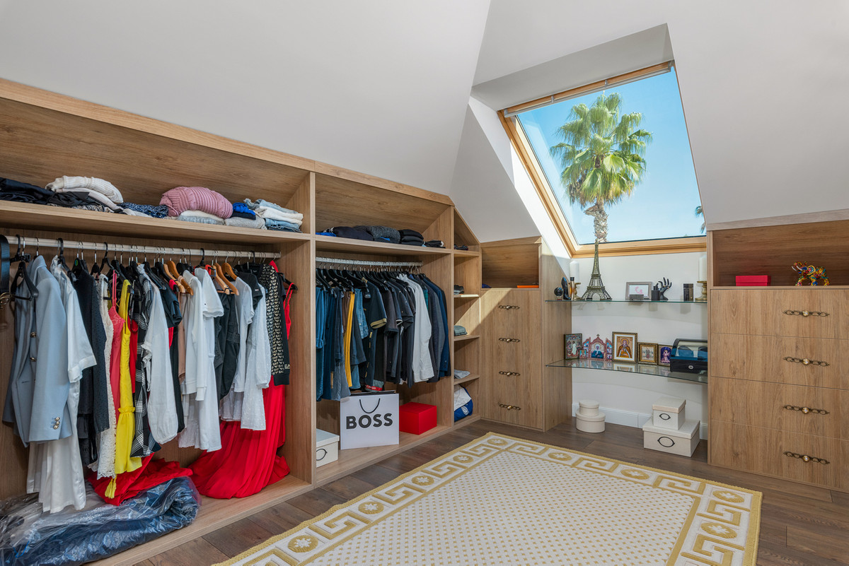 For sale - 5 Bedroom 3 Bathroom House - Detached Villa in Rojales - Dona Pepa  - Alicante