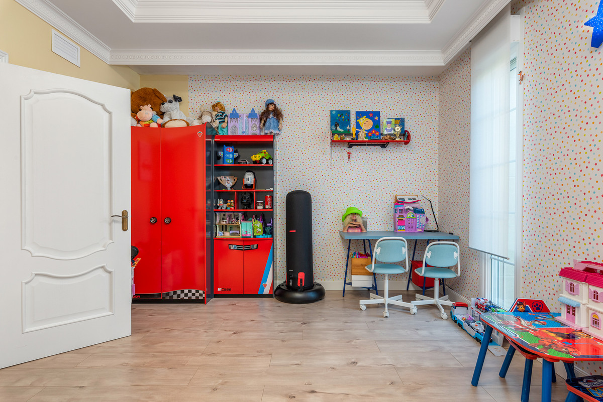 For sale - 5 Bedroom 3 Bathroom House - Detached Villa in Rojales - Dona Pepa  - Alicante