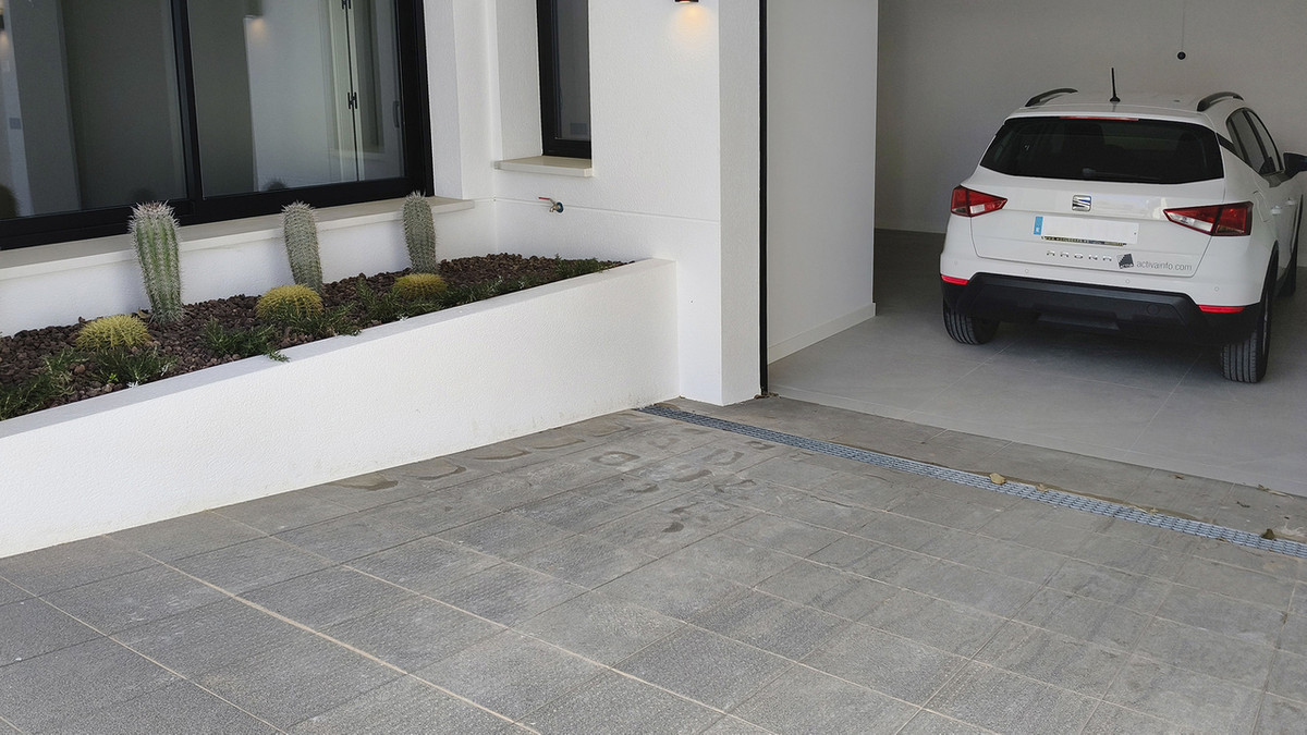 For sale - 4 Bedroom 3 Bathroom House - Detached Villa in Rojales - Ciudad Quesada  - Alicante