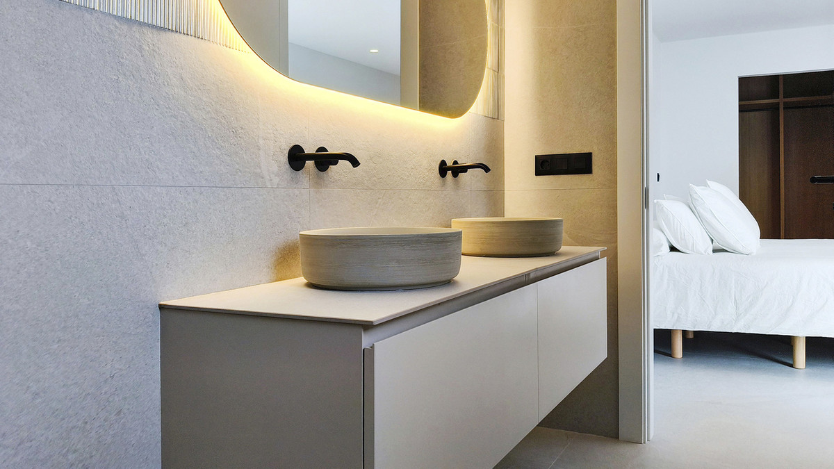 For sale - 4 Bedroom 3 Bathroom House - Detached Villa in Rojales - Ciudad Quesada  - Alicante