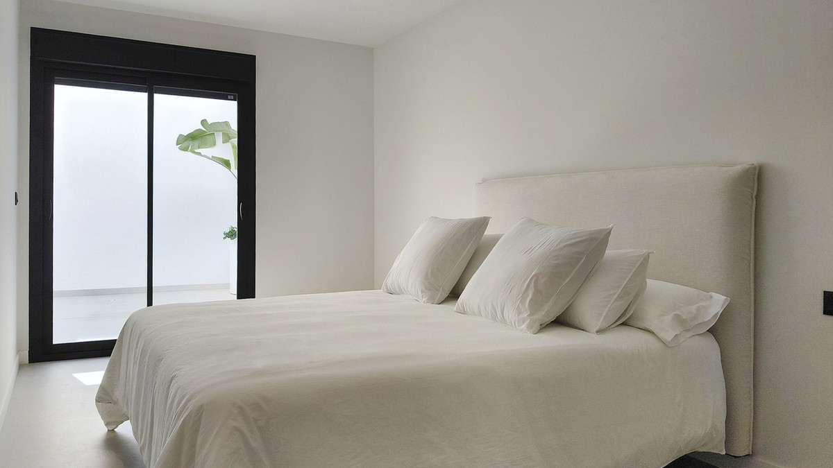 For sale - 4 Bedroom 3 Bathroom House - Detached Villa in Rojales - Ciudad Quesada  - Alicante