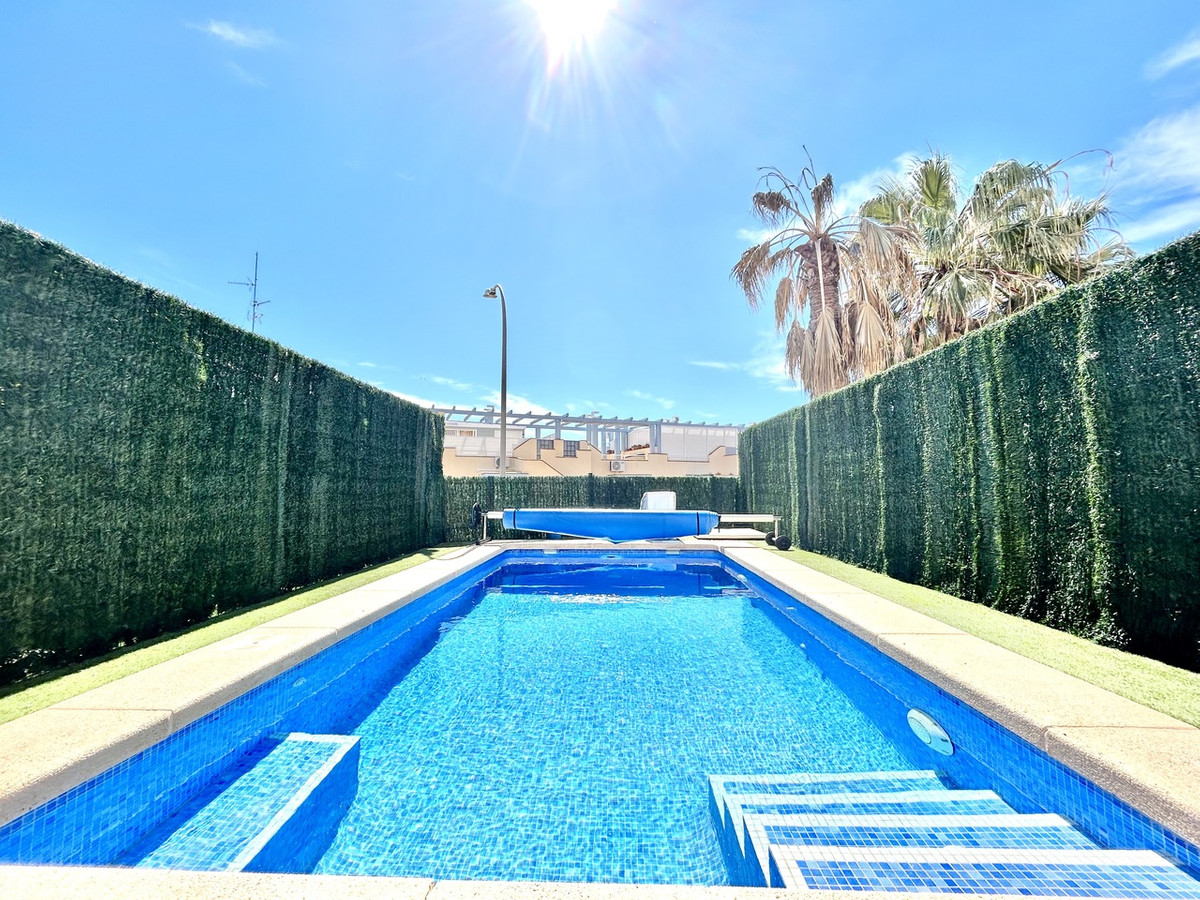 For sale - 3 Bedroom 3 Bathroom House - Townhouse in Orihuela - Cabo Roig  - Alicante