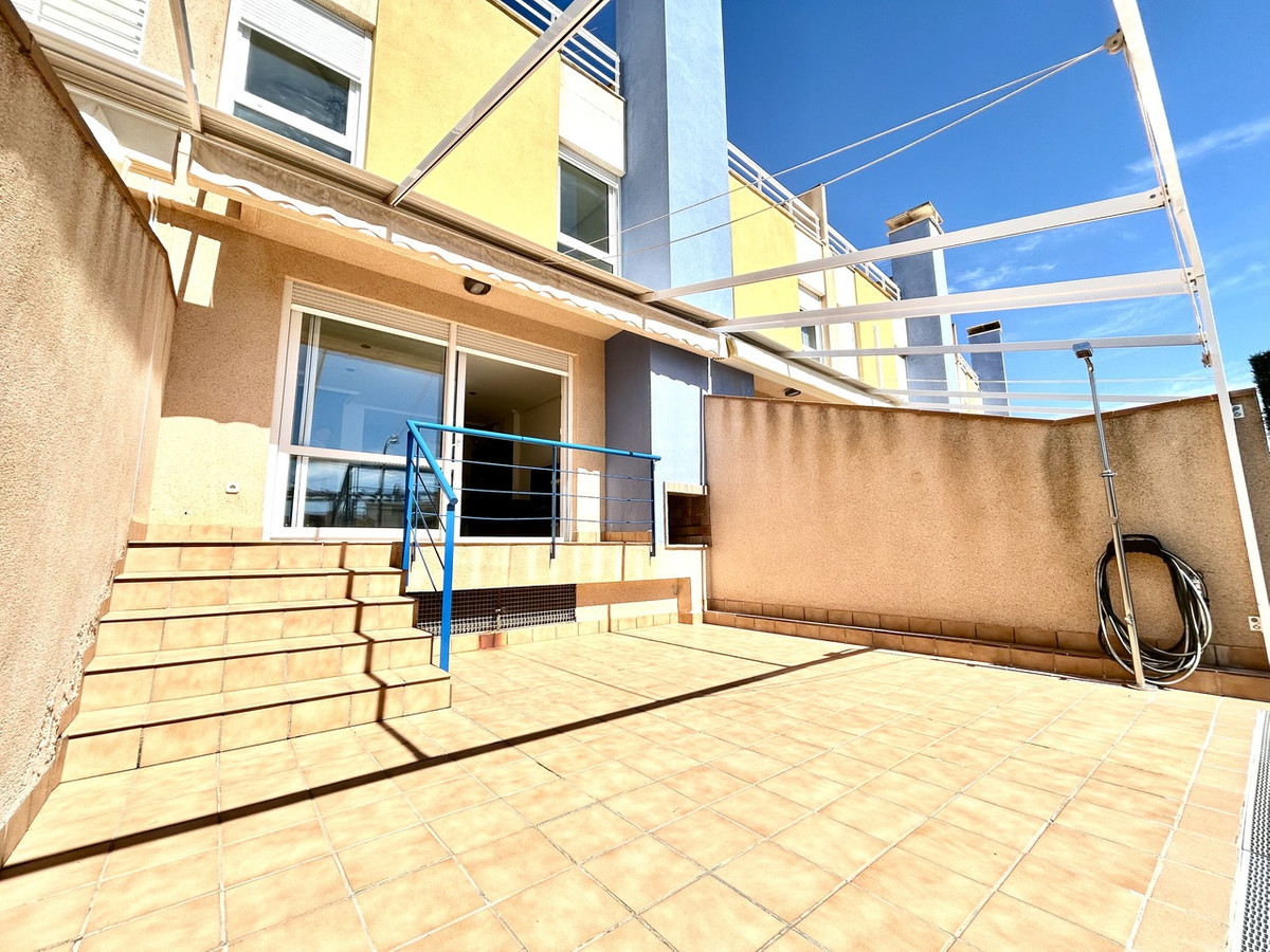 For sale - 3 Bedroom 3 Bathroom House - Townhouse in Orihuela - Cabo Roig  - Alicante