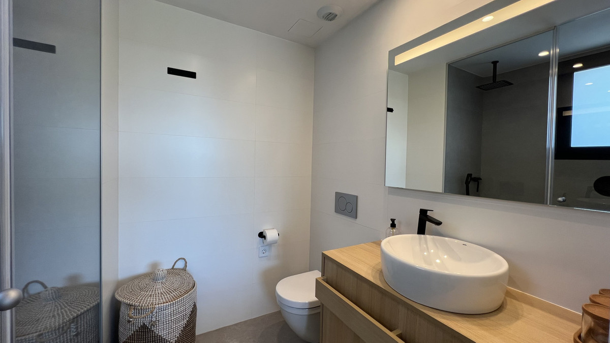 For sale - 2 Bedroom 2 Bathroom Apartment - Middle Floor Apartment in Orihuela - Las Colinas Golf  - Alicante