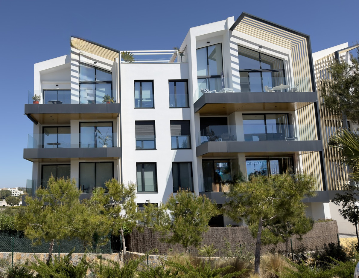 For sale - 2 Bedroom 2 Bathroom Apartment - Middle Floor Apartment in Orihuela - Las Colinas Golf  - Alicante