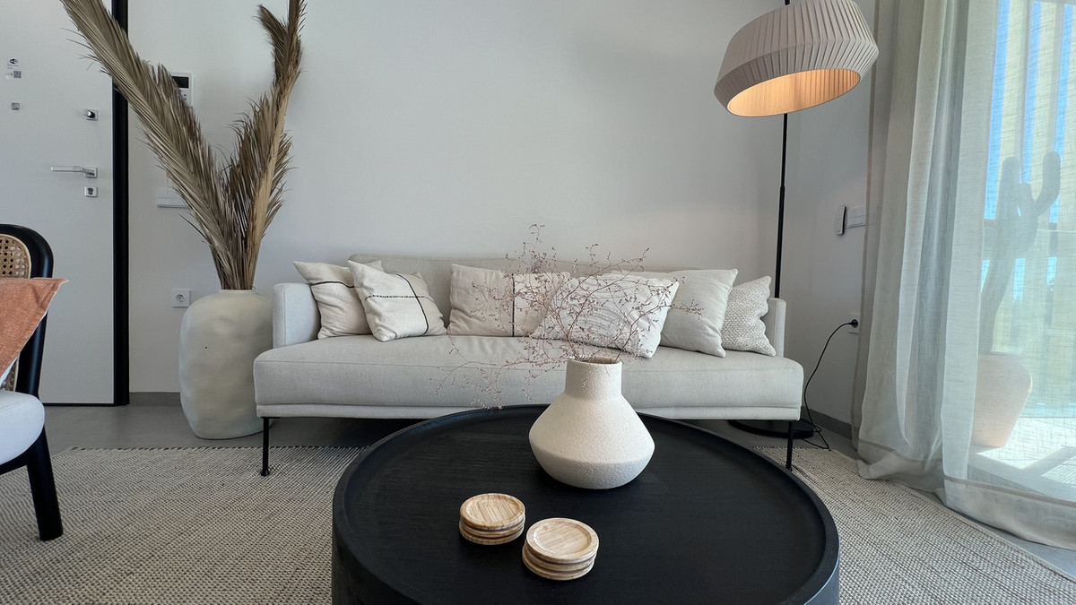 For sale - 2 Bedroom 2 Bathroom Apartment - Middle Floor Apartment in Orihuela - Las Colinas Golf  - Alicante