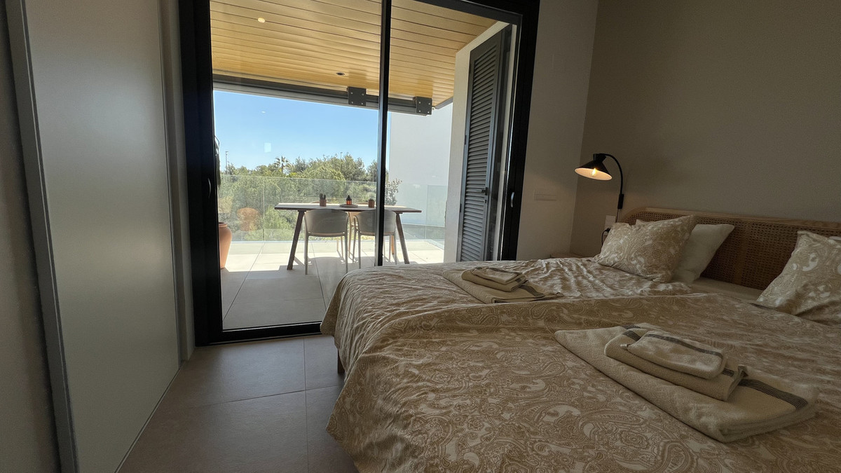 For sale - 2 Bedroom 2 Bathroom Apartment - Middle Floor Apartment in Orihuela - Las Colinas Golf  - Alicante