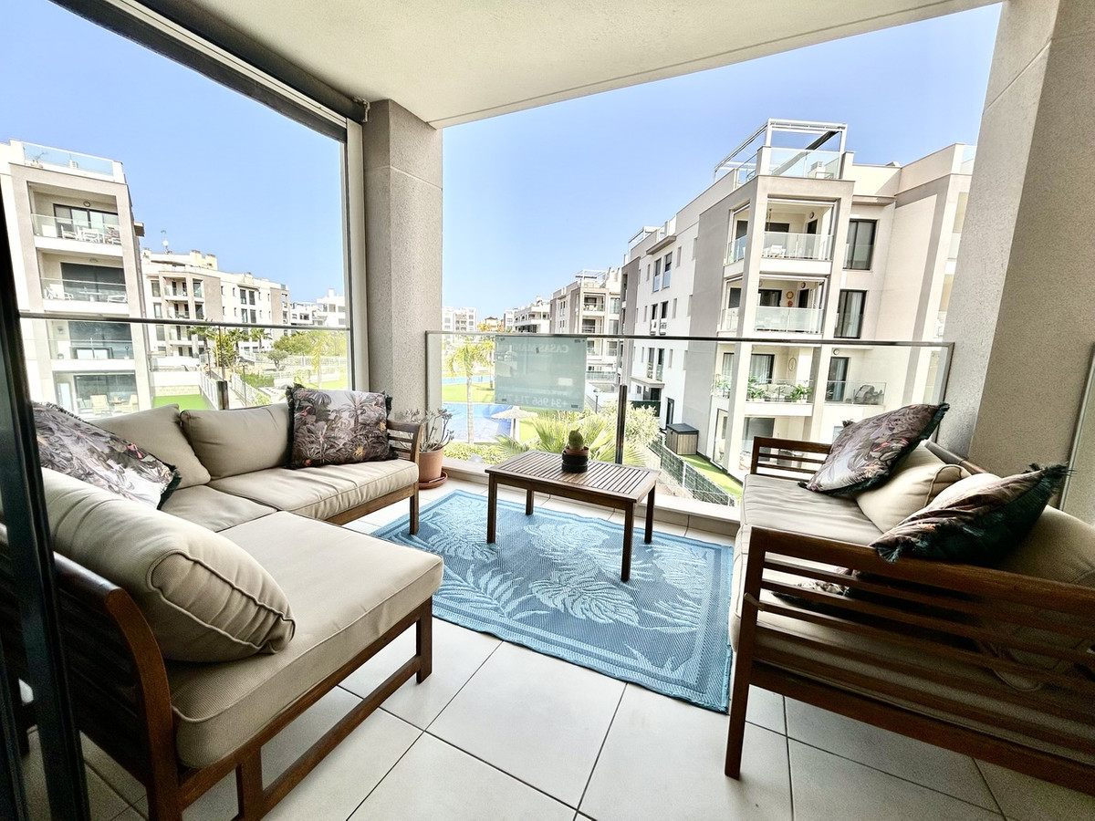 For sale - 2 Bedroom 2 Bathroom Apartment - Middle Floor Apartment in Orihuela - Villamartin  - Alicante