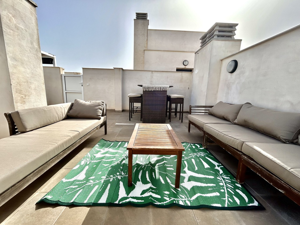 For sale - 2 Bedroom 2 Bathroom Apartment - Middle Floor Apartment in Orihuela - Villamartin  - Alicante