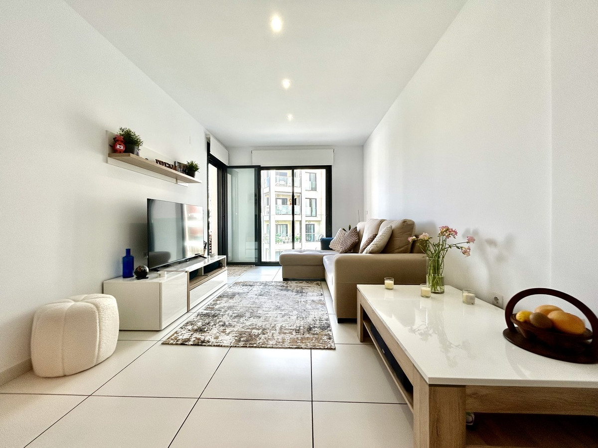 For sale - 2 Bedroom 2 Bathroom Apartment - Middle Floor Apartment in Orihuela - Villamartin  - Alicante