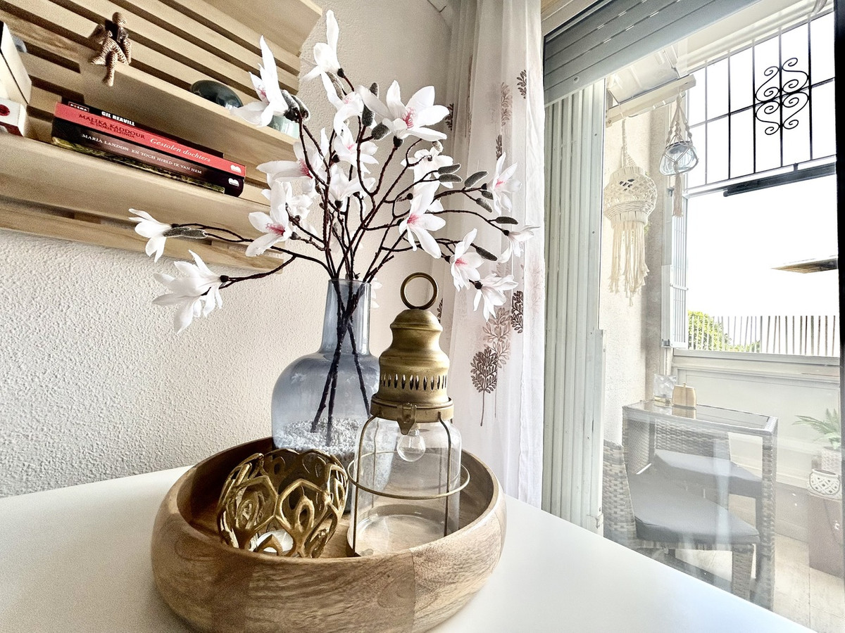 For sale - 2 Bedroom 1 Bathroom Apartment - Ground Floor Apartment in Torrevieja - Torrevieja Centro  - Alicante