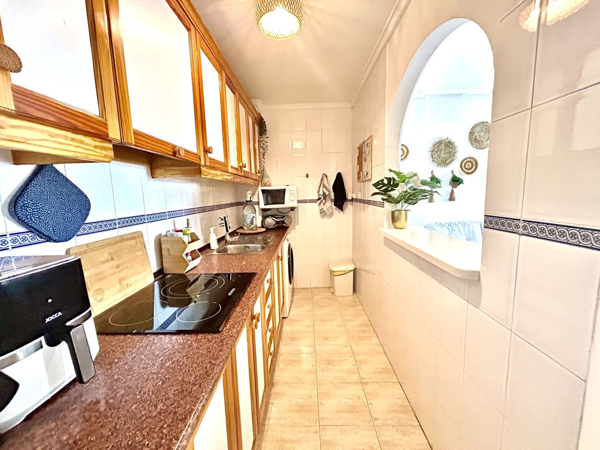 For sale - 2 Bedroom 1 Bathroom Apartment - Ground Floor Apartment in Torrevieja - Torrevieja Centro  - Alicante