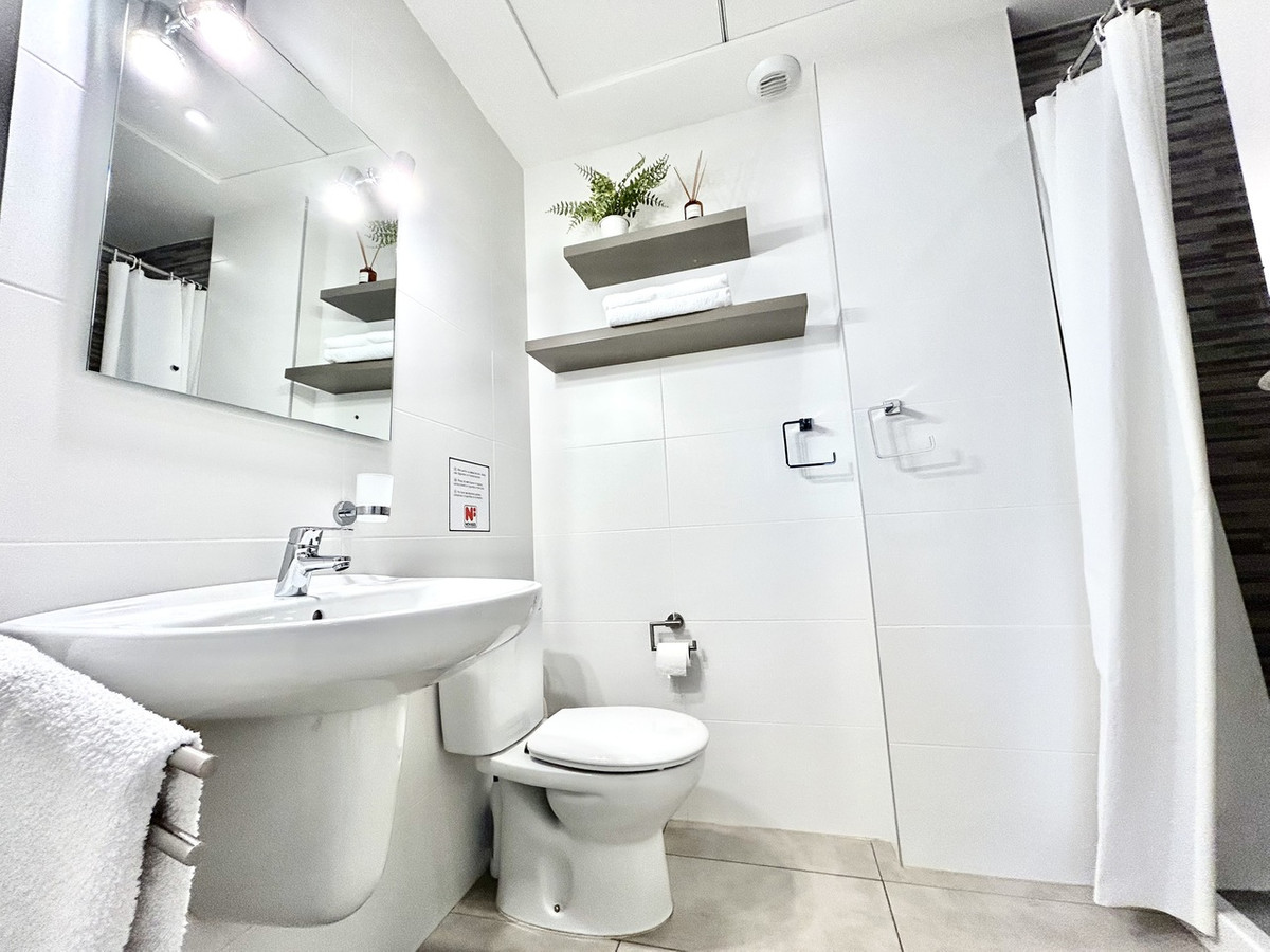 For sale - 2 Bedroom 2 Bathroom Apartment - Ground Floor Apartment in Orihuela - Los Dolses  - Alicante