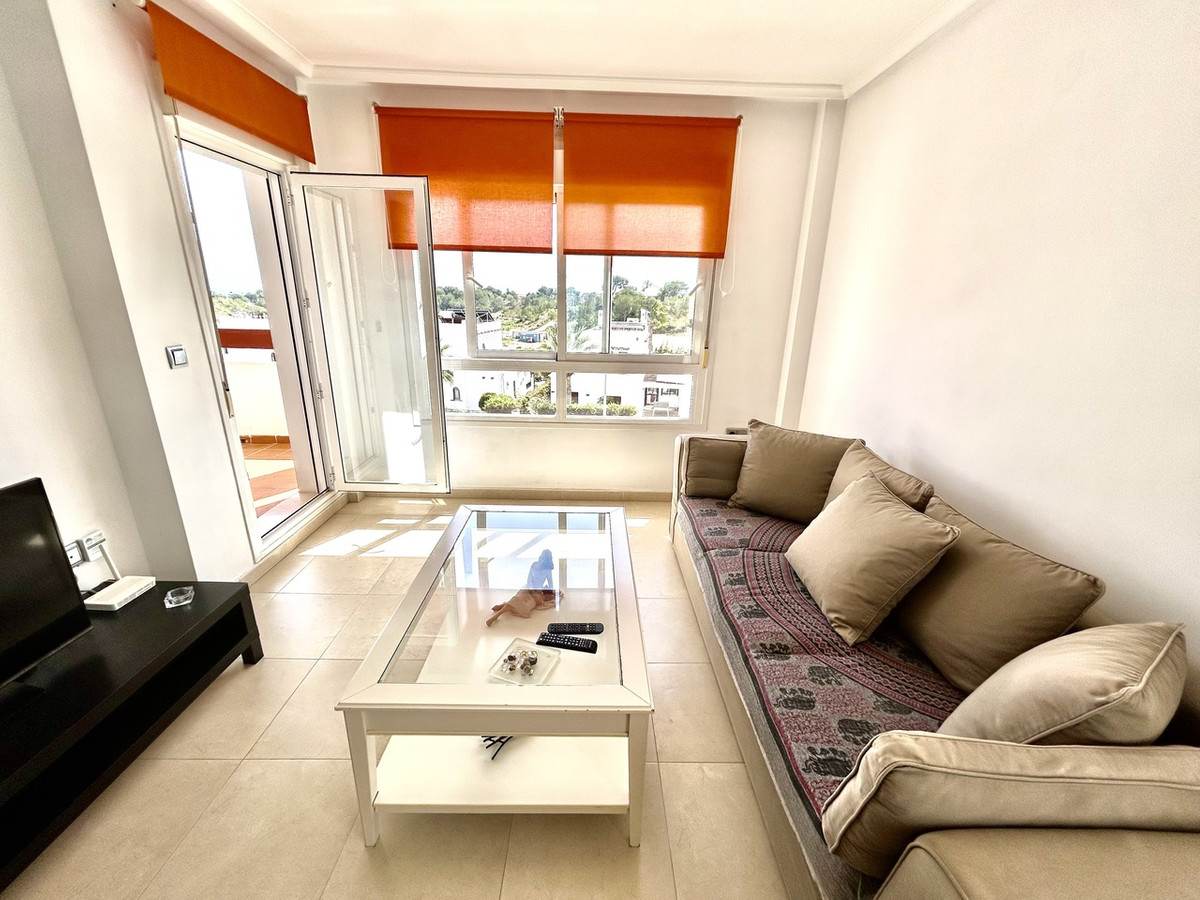 For sale - 2 Bedroom 2 Bathroom Apartment in Villamartin - Villamartin  - Alicante