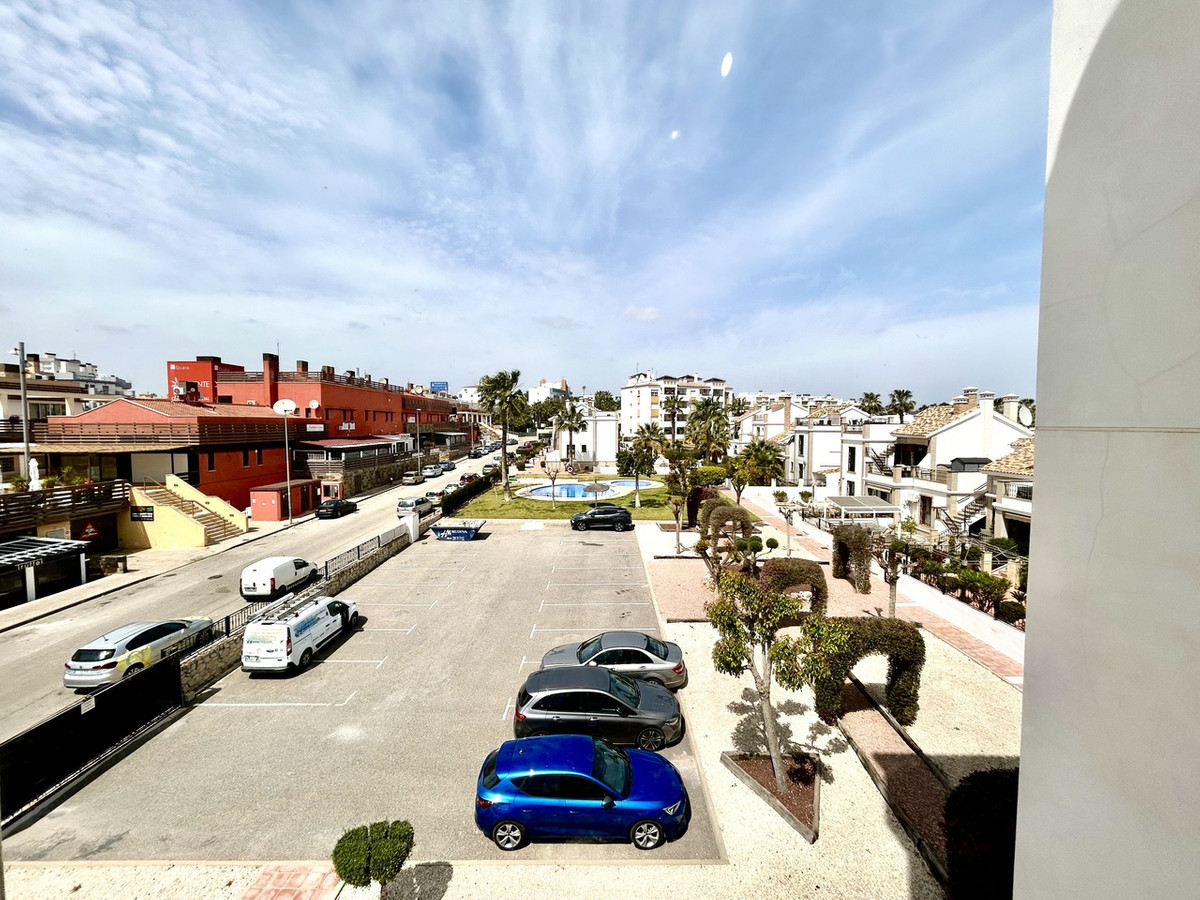 For sale - 2 Bedroom 2 Bathroom Apartment in Villamartin - Villamartin  - Alicante