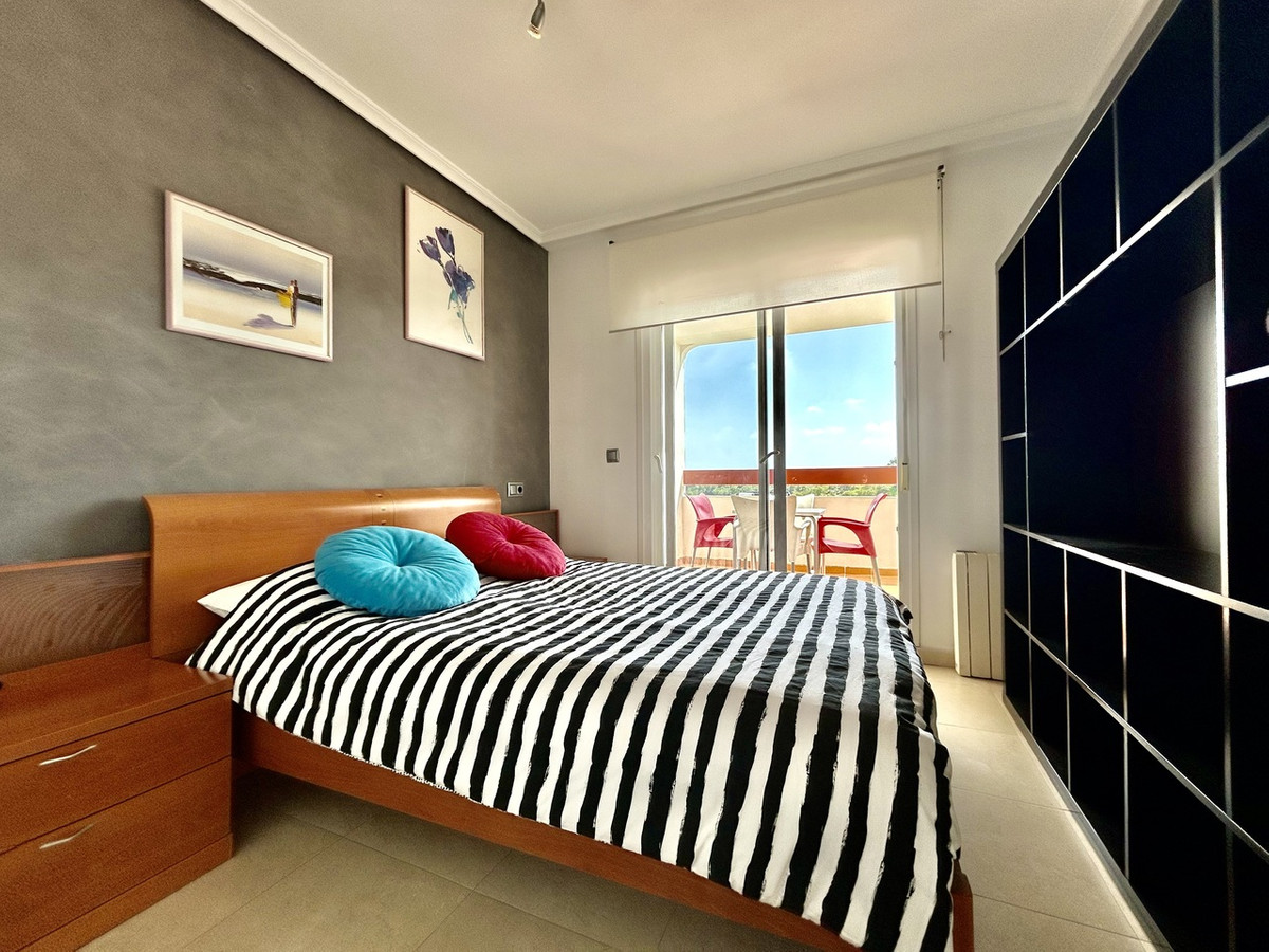 For sale - 2 Bedroom 2 Bathroom Apartment in Villamartin - Villamartin  - Alicante