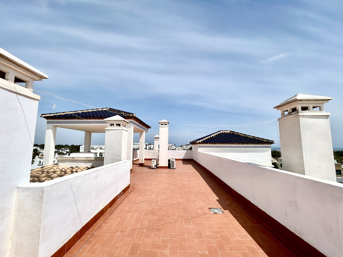 For sale - 2 Bedroom 2 Bathroom Apartment in Villamartin - Villamartin  - Alicante