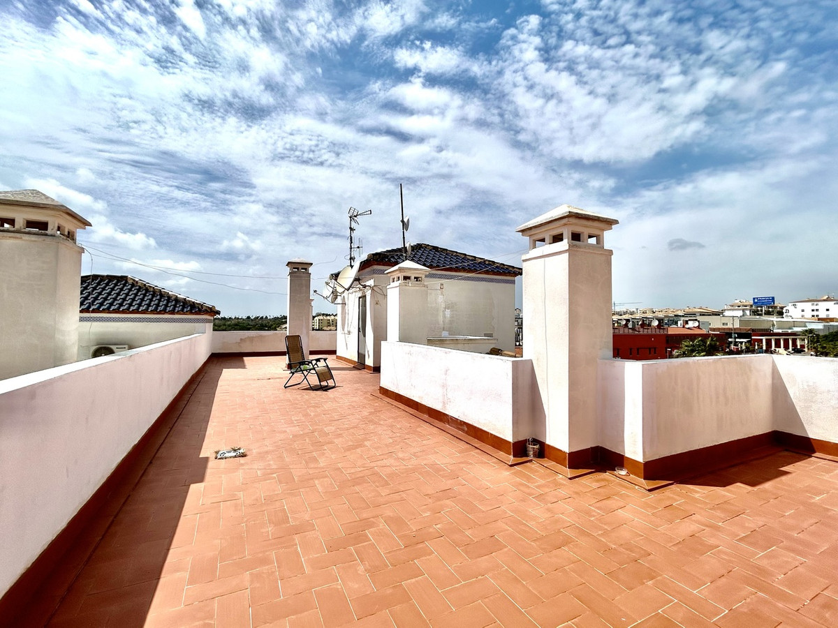 For sale - 2 Bedroom 2 Bathroom Apartment in Villamartin - Villamartin  - Alicante