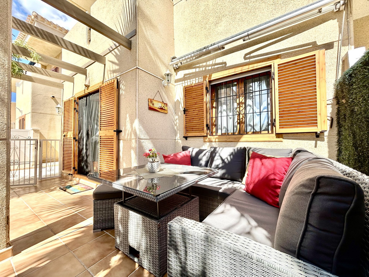 For sale - 2 Bedroom 2 Bathroom House - Townhouse in Orihuela - Playa Flamenca  - Alicante