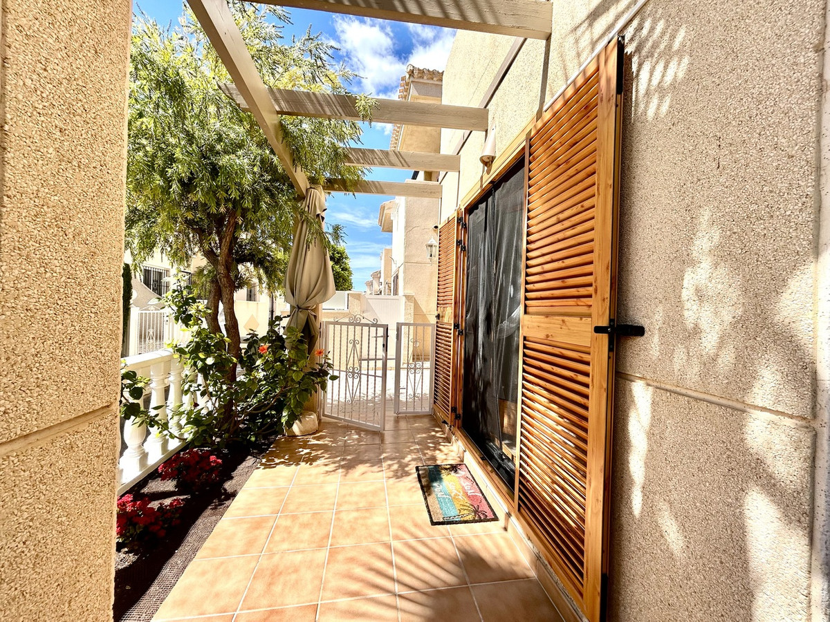 For sale - 2 Bedroom 2 Bathroom House - Townhouse in Orihuela - Playa Flamenca  - Alicante