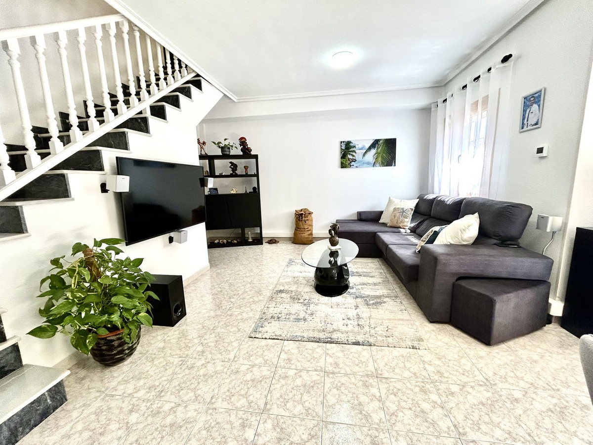 For sale - 2 Bedroom 2 Bathroom House - Townhouse in Orihuela - Playa Flamenca  - Alicante