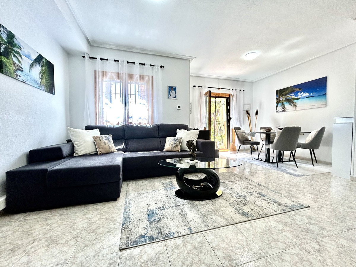 For sale - 2 Bedroom 2 Bathroom House - Townhouse in Orihuela - Playa Flamenca  - Alicante