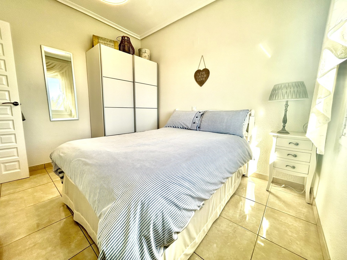 For sale - 2 Bedroom 2 Bathroom House - Detached Villa in Orihuela - Villamartin  - Alicante