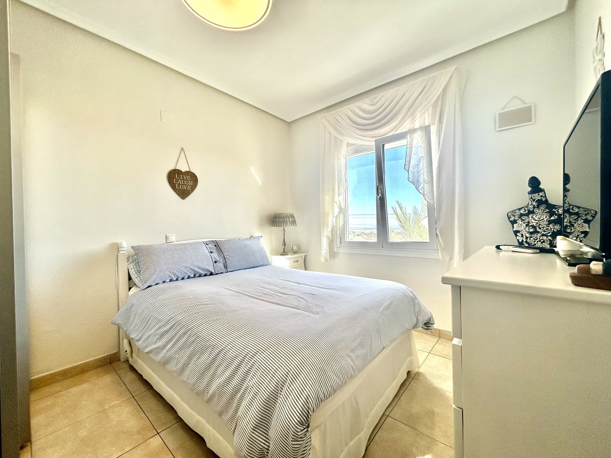 For sale - 2 Bedroom 2 Bathroom House - Detached Villa in Orihuela - Villamartin  - Alicante