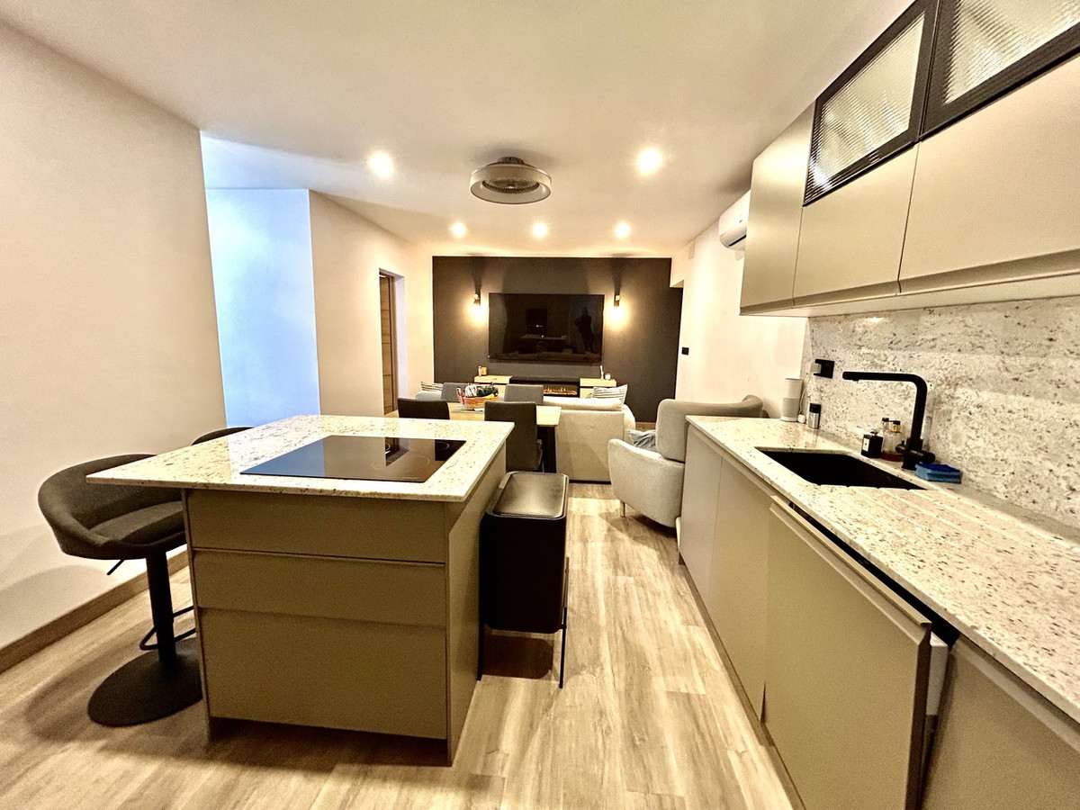 For sale - 4 Bedroom 2 Bathroom House - Townhouse in San Miguel de Salinas - San Miguel de Salinas Centro  - Alicante