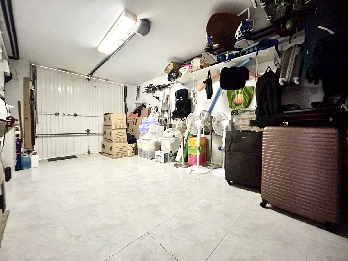 For sale - 4 Bedroom 3 Bathroom House - Detached Villa in Pilar de la Horadada - Pinar de Campoverde  - Alicante