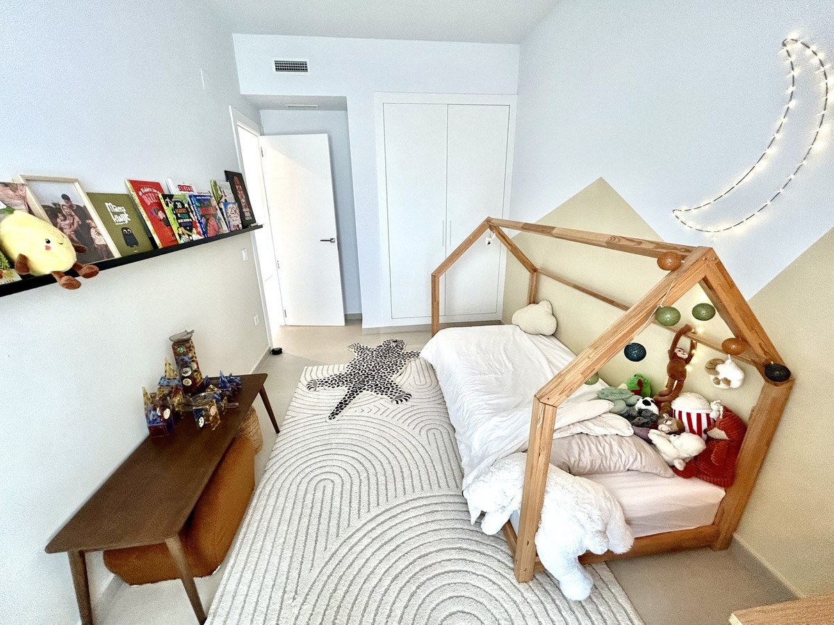 For sale - 4 Bedroom 3 Bathroom House - Detached Villa in San Miguel de Salinas - San Miguel de Salinas Centro  - Alicante