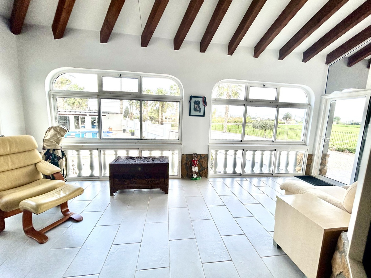 For sale - 4 Bedroom 4 Bathroom House - Detached Villa in Catral - Catral Centro  - Alicante