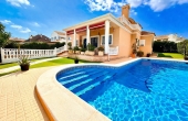 76-R5341114/76728, 6 Bedroom 5 Bathroom House - Detached Villa in Torrevieja