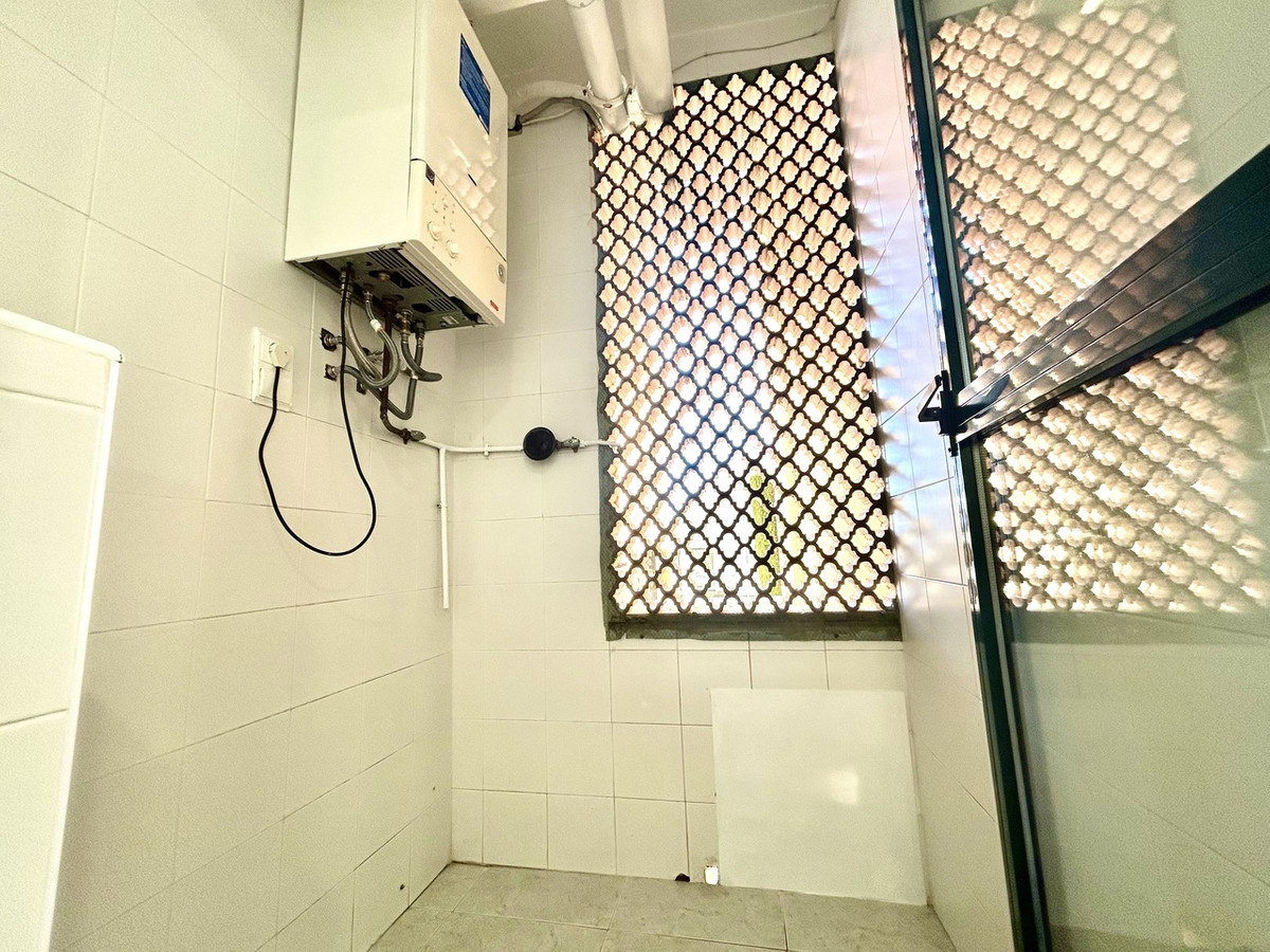 For sale - 2 Bedroom 2 Bathroom Ground Floor Apartment in Villamartin  - Villamartin  - Alicante