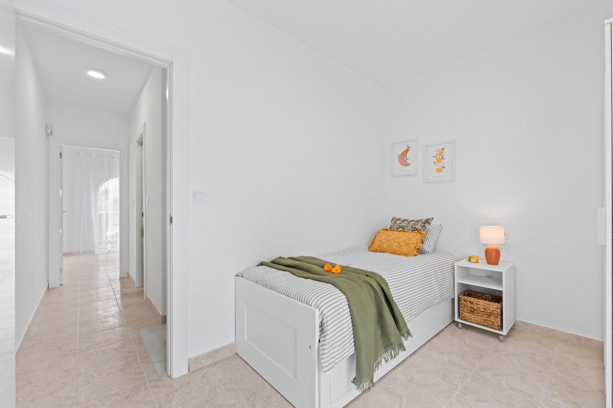 For sale - 2 Bedroom 2 Bathroom House - Townhouse in Orihuela - Playa Flamenca  - Alicante