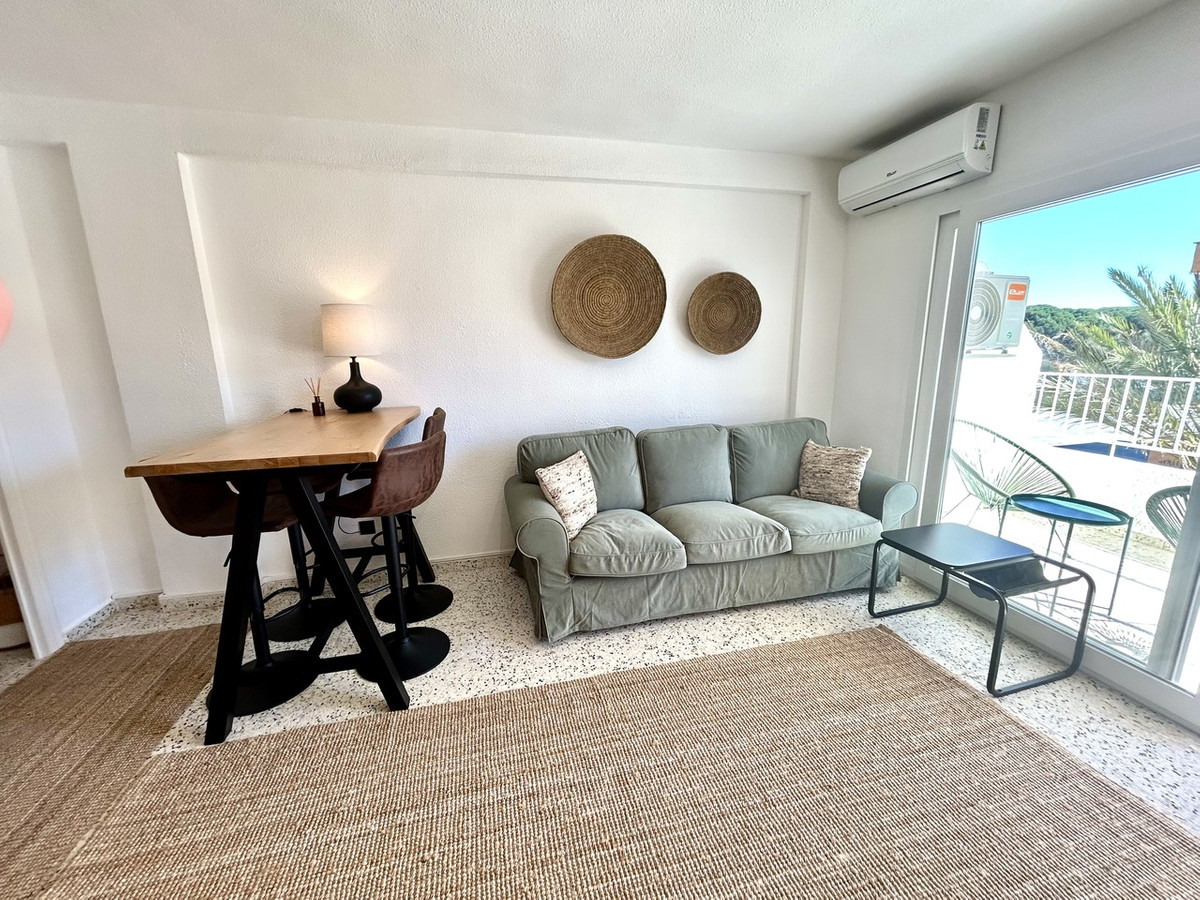 For sale - 2 Bedroom 1 Bathroom Apartment - Middle Floor Apartment in Guardamar del Segura - Guardamar del Segura Centro  - Alicante