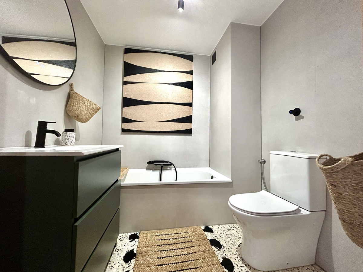 For sale - 2 Bedroom 1 Bathroom Apartment - Middle Floor Apartment in Guardamar del Segura - Guardamar del Segura Centro  - Alicante