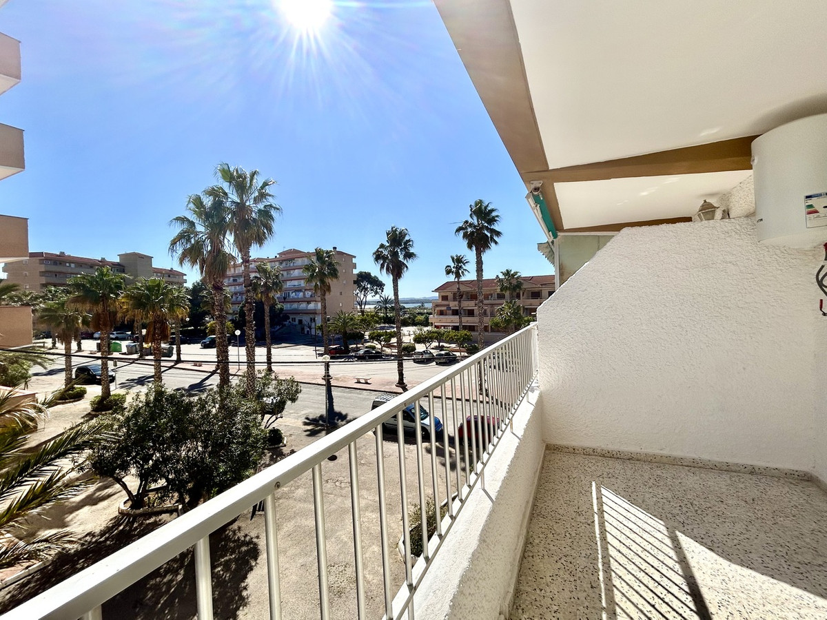 For sale - 2 Bedroom 1 Bathroom Apartment - Middle Floor Apartment in Guardamar del Segura - Guardamar del Segura Centro  - Alicante