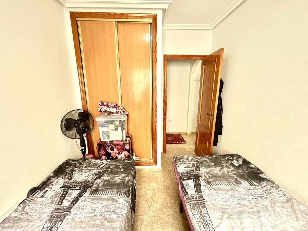 For sale - 2 Bedroom 1 Bathroom Top Floor Apartment in Cabo Roig - Cabo Roig  - Alicante