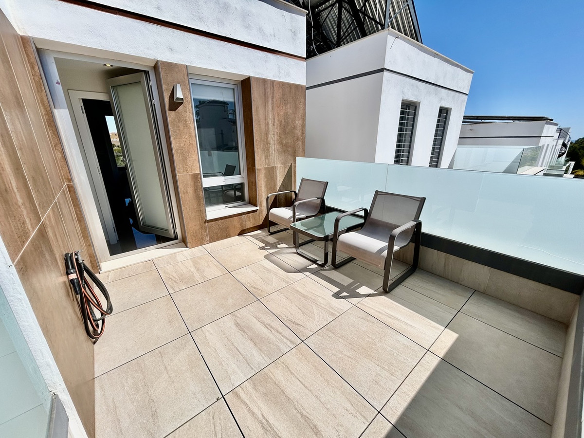 For sale - 3 Bedroom 4 Bathroom House - Detached Villa in Orihuela - Villamartin  - Alicante