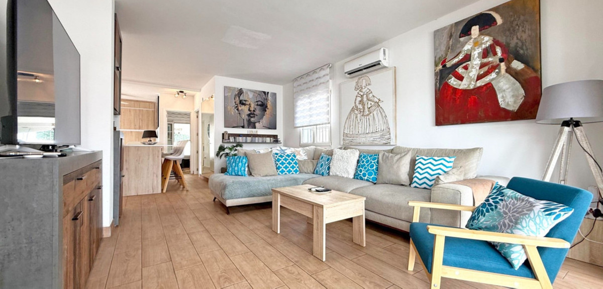 For sale - 2 Bedroom 3 Bathroom House - Detached Villa in Orihuela - Villamartin  - Alicante