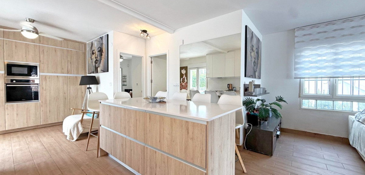 For sale - 2 Bedroom 3 Bathroom House - Detached Villa in Orihuela - Villamartin  - Alicante