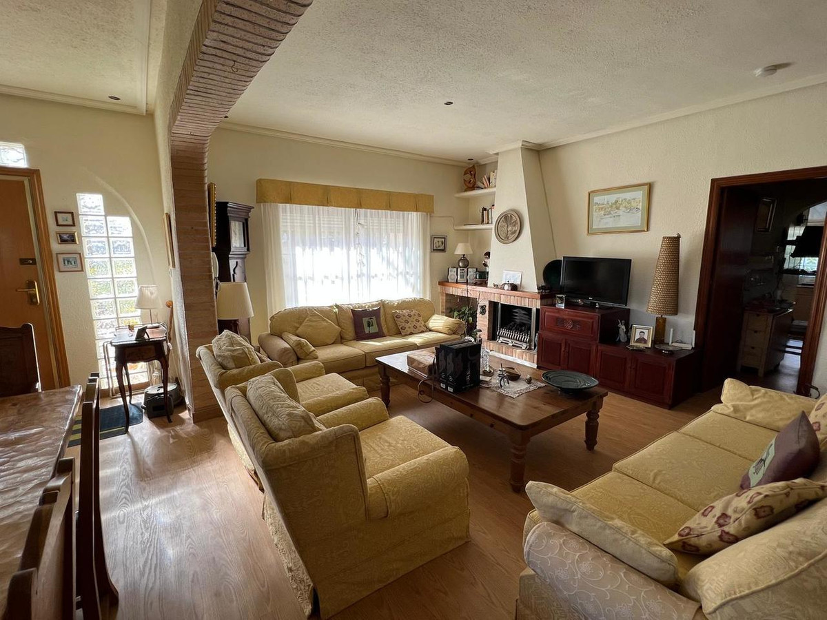 For sale - 3 Bedroom 2 Bathroom House - Detached Villa in Orihuela - Cabo Roig  - Alicante