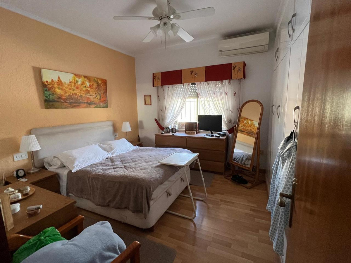 For sale - 3 Bedroom 2 Bathroom House - Detached Villa in Orihuela - Cabo Roig  - Alicante