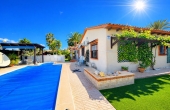 76-R5320285/76740, 3 Bedroom 2 Bathroom House - Detached Villa in Orihuela