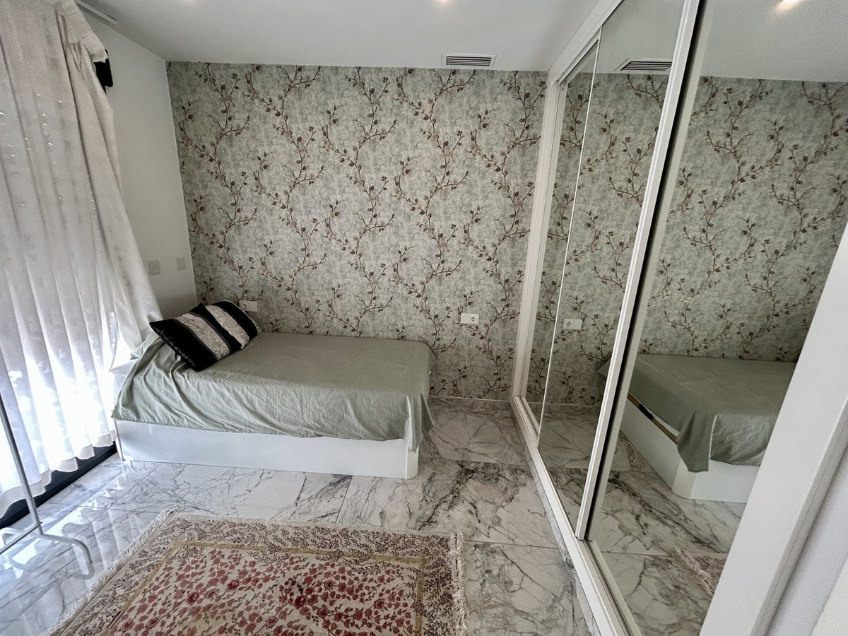 For sale - 3 Bedroom 4 Bathroom House - Detached Villa in Orihuela - Los Balcones  - Alicante