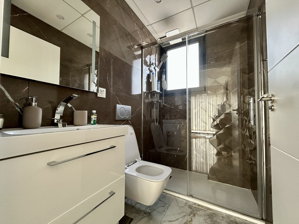 For sale - 3 Bedroom 4 Bathroom House - Detached Villa in Orihuela - Los Balcones  - Alicante