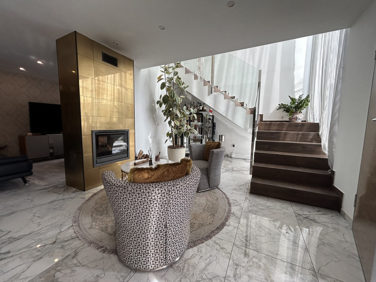 For sale - 3 Bedroom 4 Bathroom House - Detached Villa in Orihuela - Los Balcones  - Alicante