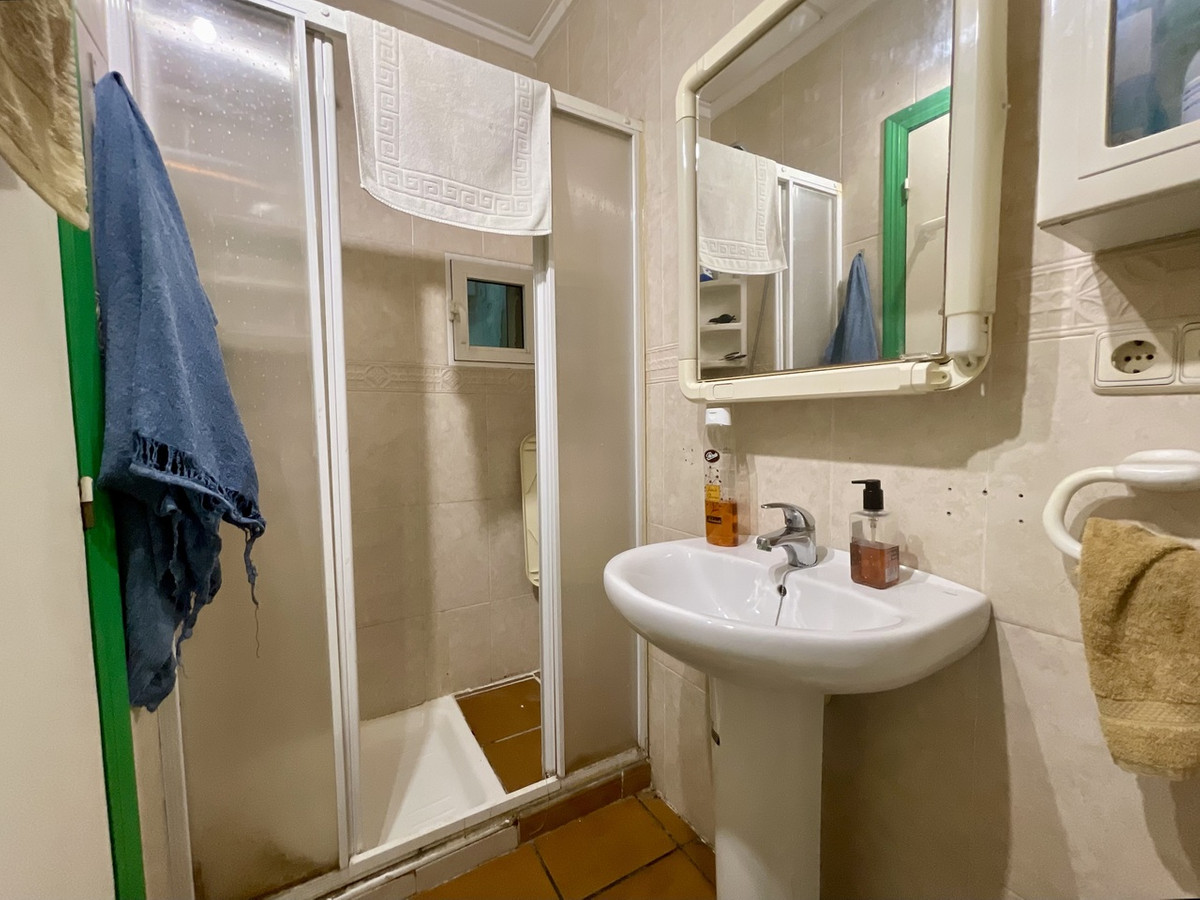 For sale - 1 Bedroom 1 Bathroom House - Bungalow in Torrevieja - Torrevieja Centro  - Alicante